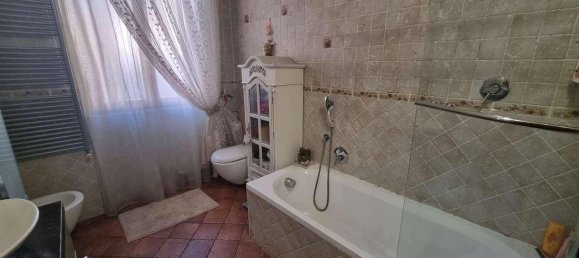 Apartamento de 4 habitaciónes en Limbiate, Italy No. 43442 10