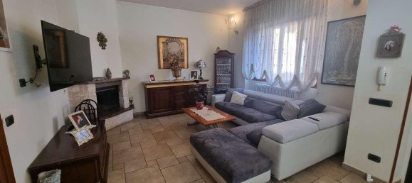 Apartamento de 4 habitaciónes en Limbiate, Italy No. 43442 6