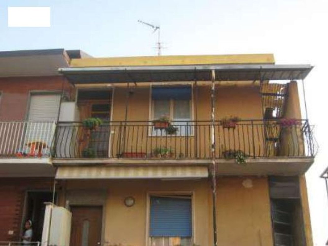 2غرفة شقة في Bollate, Italy رقم 59920