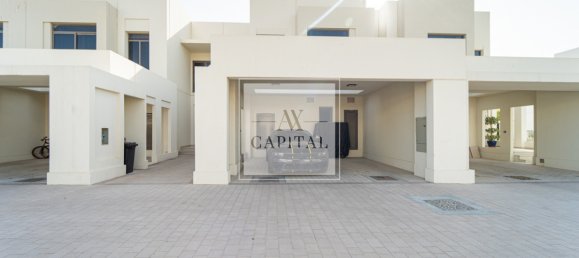 3 bedrooms Villa in Town Square, UAE No. 51615 3