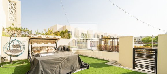 3 bedrooms Villa in Town Square, UAE No. 51615 6