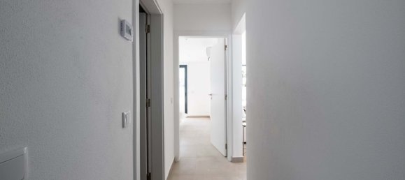 3 bedrooms House in Luz, Portugal No. 131512 8