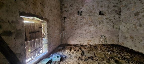 8 Schlafzimmer Haus in Fumane, Italy, Nr. 371038 10