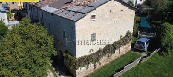 8 Schlafzimmer Haus in Fumane, Italy, Nr. 371038 15