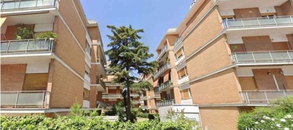 12 bedrooms Apartment in Rome, Italy No. 348258 2