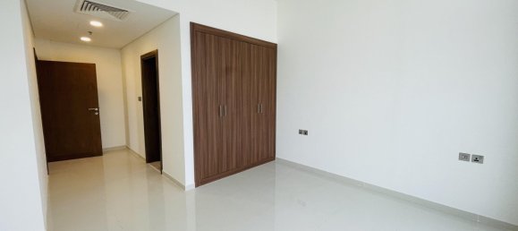 2 bedrooms Apartment in Dubai, UAE No. 24534 8