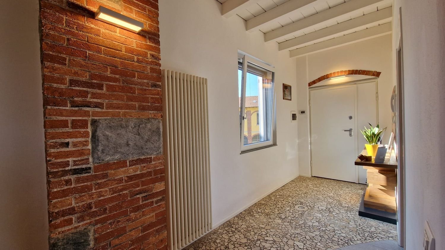 5غرفة منزل ذو طابقين في Como, Italy رقم 142899