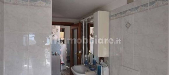 2 Schlafzimmer Wohnung in Villadossola, Italy, Nr. 335893 30