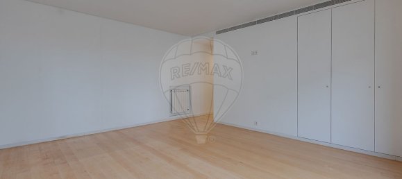 1 bedroom Apartment in Porto, Portugal No. 9859 23