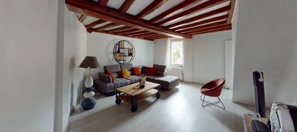 Edifício T3 em Nogent-le-Roi, France N.º 58994 2