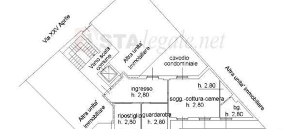 Studio in Muggiò, Italy, Nr. 8264 9