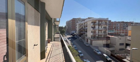 4 rooms Apartment in Molfetta, Italy No. 27631 8
