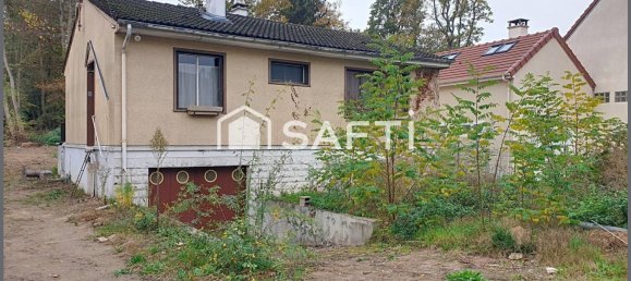 2 bedrooms House in Beauchamp, France No. 325872 2