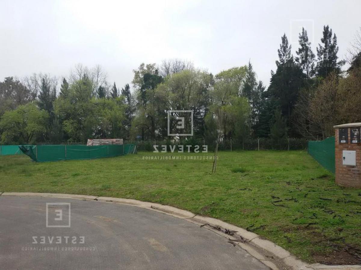  Land in Escobar, Argentina No. 115319