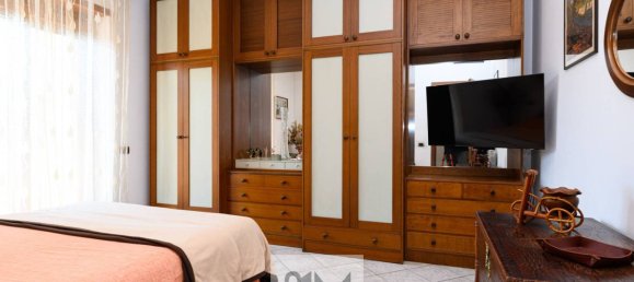 Квартира с 2 спальнями в Рим, Италия № 333203 15