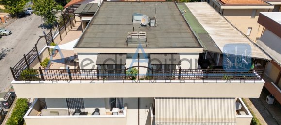 Penthouse T3 em Rimini, Italy N.º 329508 5