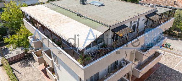 Penthouse T3 em Rimini, Italy N.º 329508 10