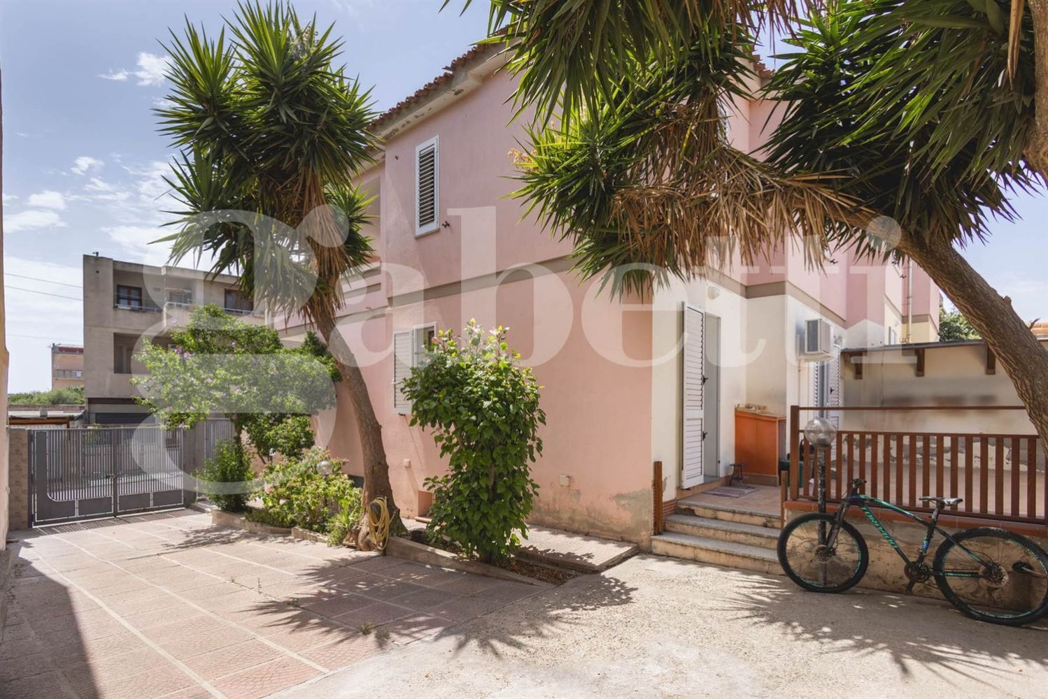 4 bedrooms Villa in Sinnai, Italy No. 384346