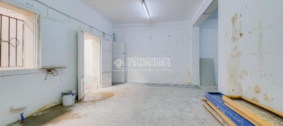 82m² Commercial property in Sant Andreu, Spain No. 144602 11