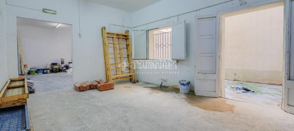 82m² Commercial property in Sant Andreu, Spain No. 144602 10