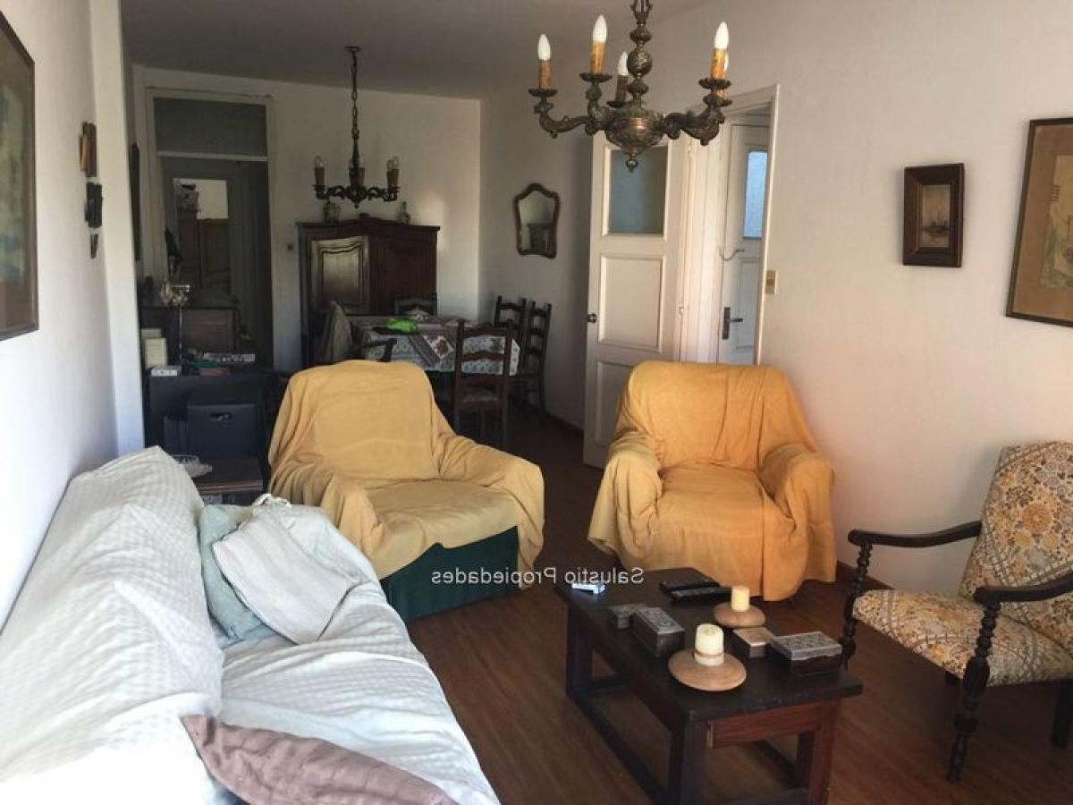 2 bedrooms Apartment in Montevideo, Uruguay No. 11982