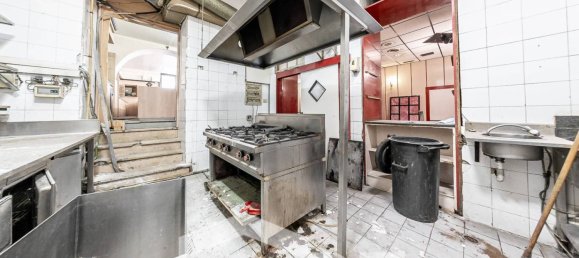 5 rooms Commercial property in Rome, Italy No. 67270 22