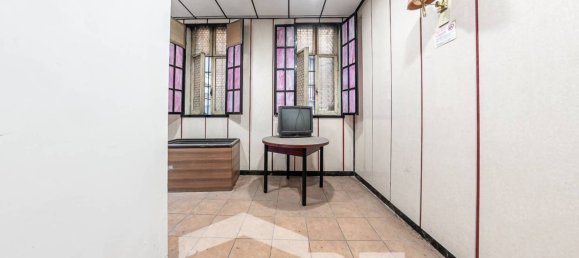 5 rooms Commercial property in Rome, Italy No. 67270 6