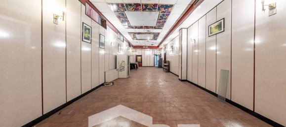 5 rooms Commercial property in Rome, Italy No. 67270 12