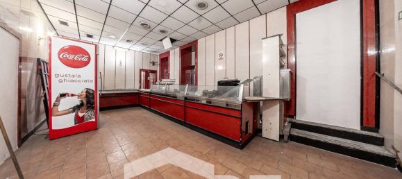 5 rooms Commercial property in Rome, Italy No. 67270 2
