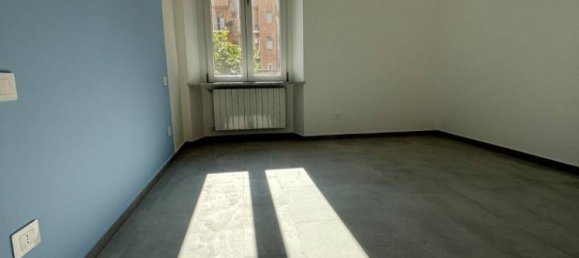 4 bedrooms Apartment in Milan, Italy No. 314892 10