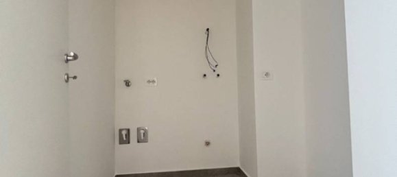 4 bedrooms Apartment in Milan, Italy No. 314892 14