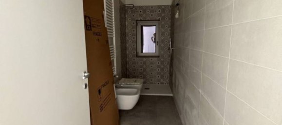 4 bedrooms Apartment in Milan, Italy No. 314892 16