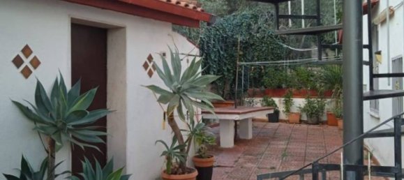 3 bedrooms Villa in Carini, Italy No. 291413 2