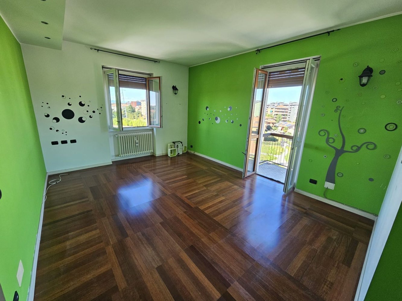 3 bedrooms Apartment in Novate Milanese, Italy No. 357953