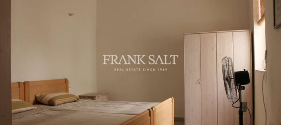 3 bedrooms Penthouse in Balzan, Malta No. 2504 5