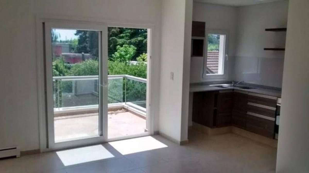 Studio in Pilar, Argentina No. 6422