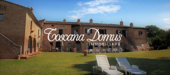 15 rooms House in Siena, Italy No. 17638 10