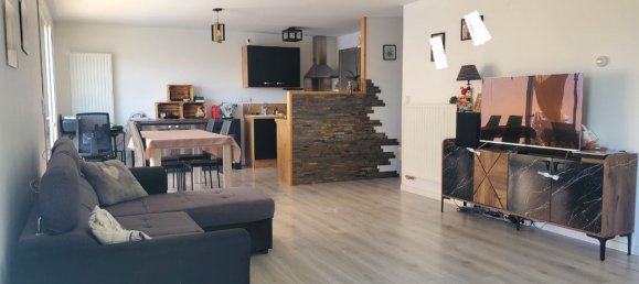 2 bedrooms House in Charmes-sur-Rhone, France No. 341924 2