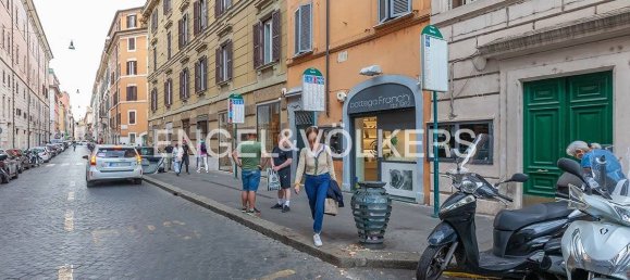 2 rooms Warehouse in Rome, Italy No. 127851 10