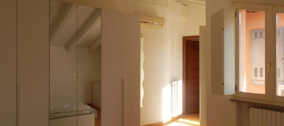 2 rooms Apartment in Vigevano, Italy No. 270320 9