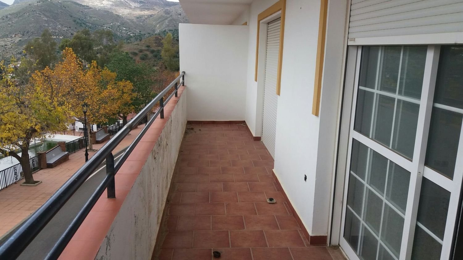 891m² Building in Alcaucin, Spain No. 84876