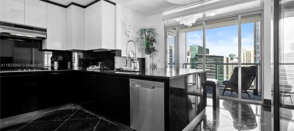 3 bedrooms Commercial property for sale in Miami, Miami-Dade, Florida, USA № 615266 18