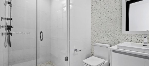 3 bedrooms Commercial property for sale in Miami, Miami-Dade, Florida, USA № 615266 12