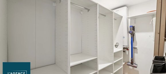 2 chambres Appartement à Clichy, France No. 330631 5