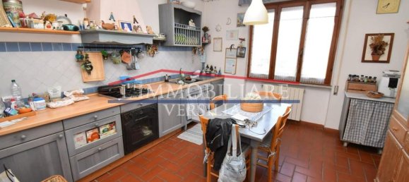 Casa de 6 habitaciónes en Massa, Italy No. 72072 9