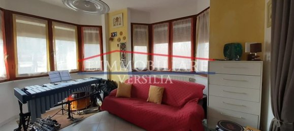 Casa de 6 habitaciónes en Massa, Italy No. 72072 5