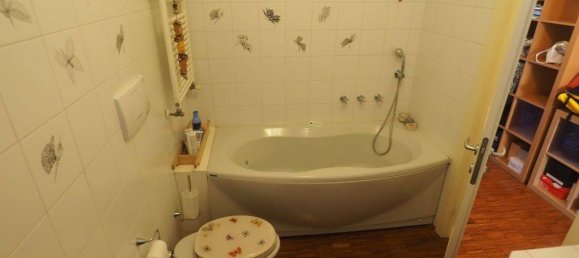 Вилла с 3 спальнями в Саронно, Италия № 237019 33