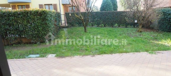 Вилла с 3 спальнями в Саронно, Италия № 237019 26