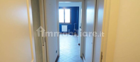 Вилла с 3 спальнями в Саронно, Италия № 237019 5