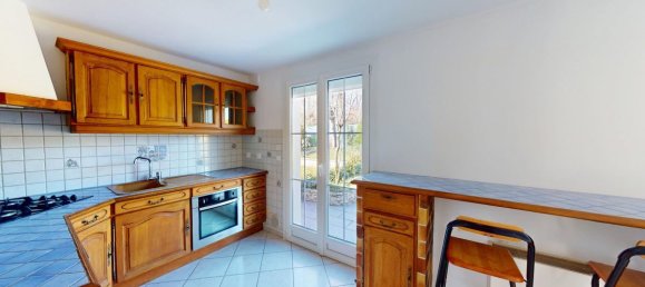 3 Schlafzimmer Haus in Saint-Pierre-les-Nemours, France, Nr. 197539 10